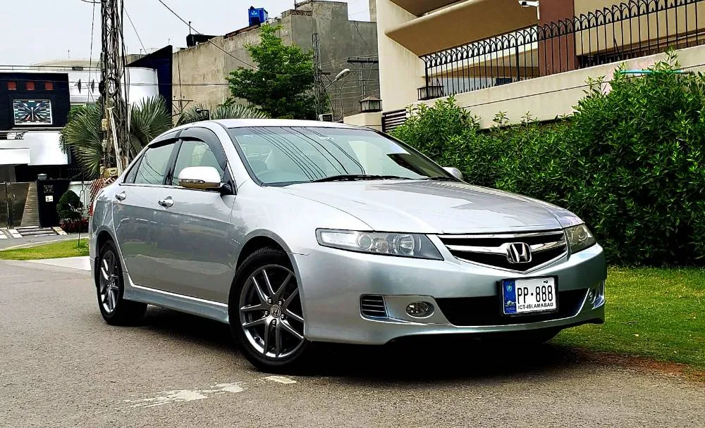 Honda Accord 2003 for Sale in Lahore Image-1