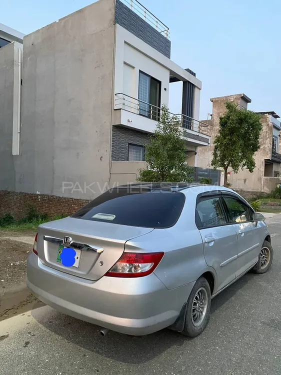 Honda City 2005 for Sale in Lahore Image-1