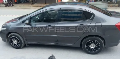 Honda City 2016 for Sale in Islamabad Image-1