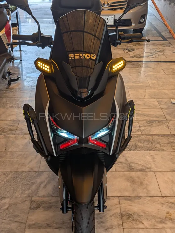 REVOO E52 2025 for Sale Image-1