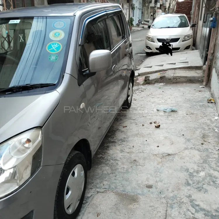 Suzuki Wagon R 2017 for Sale in Lahore Image-1