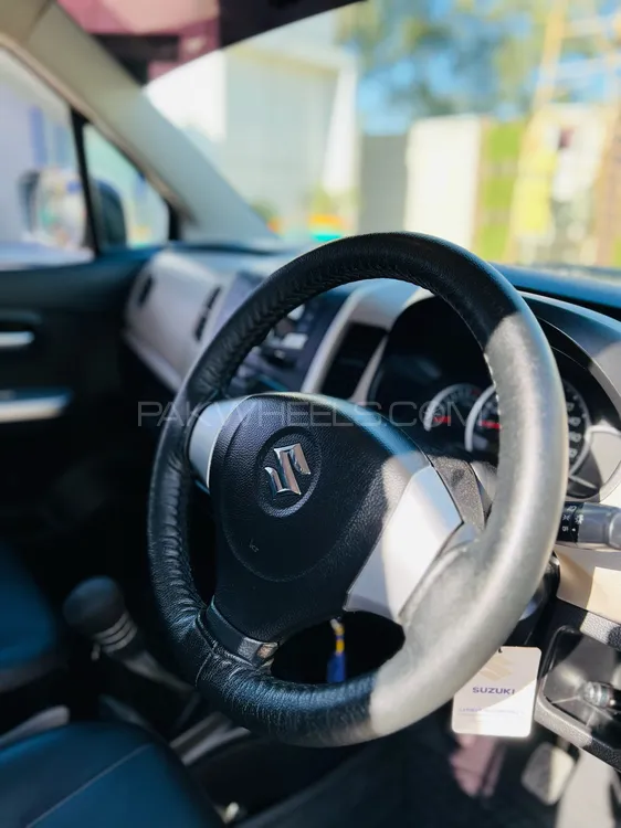 Suzuki Wagon R 2018 for Sale in Peshawar Suzuki Wagon R 2018 for Sale in Peshawar Image-12