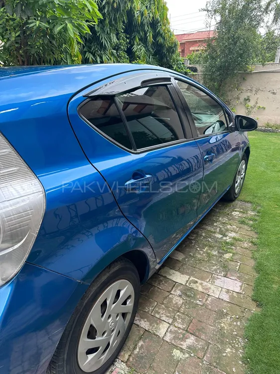 Toyota Aqua 2012 for Sale in Lahore Image-1