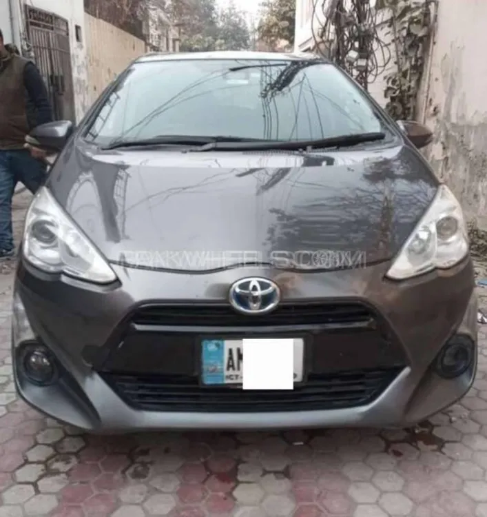 Toyota Aqua 2015 for Sale in Lahore Image-1