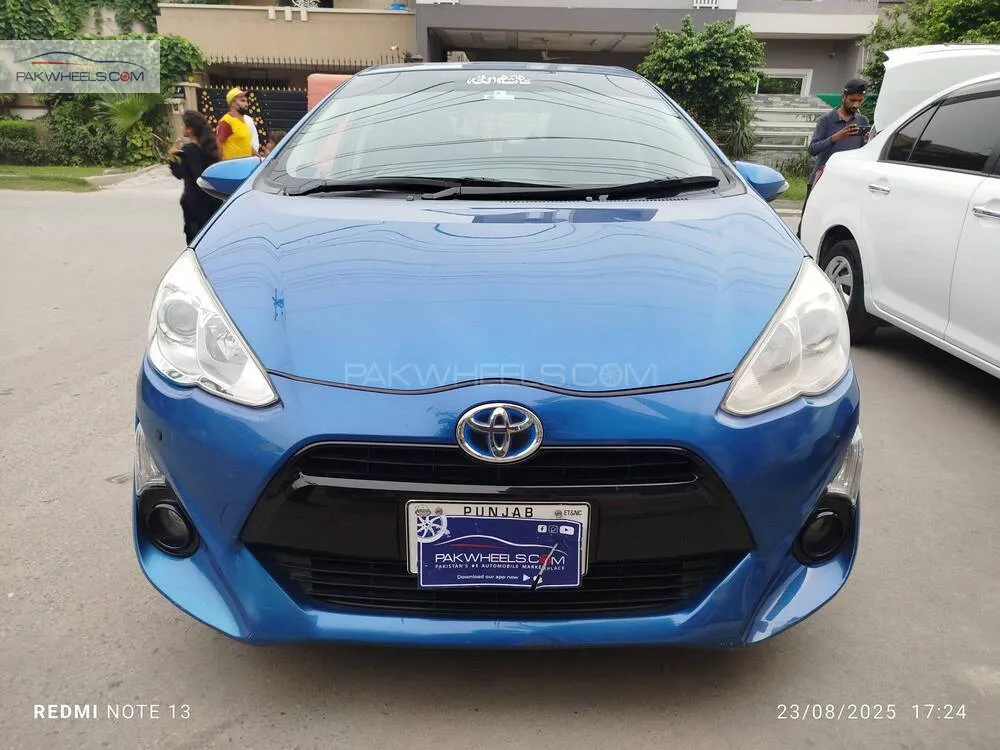 Toyota Aqua 2017 for Sale in Lahore Image-1