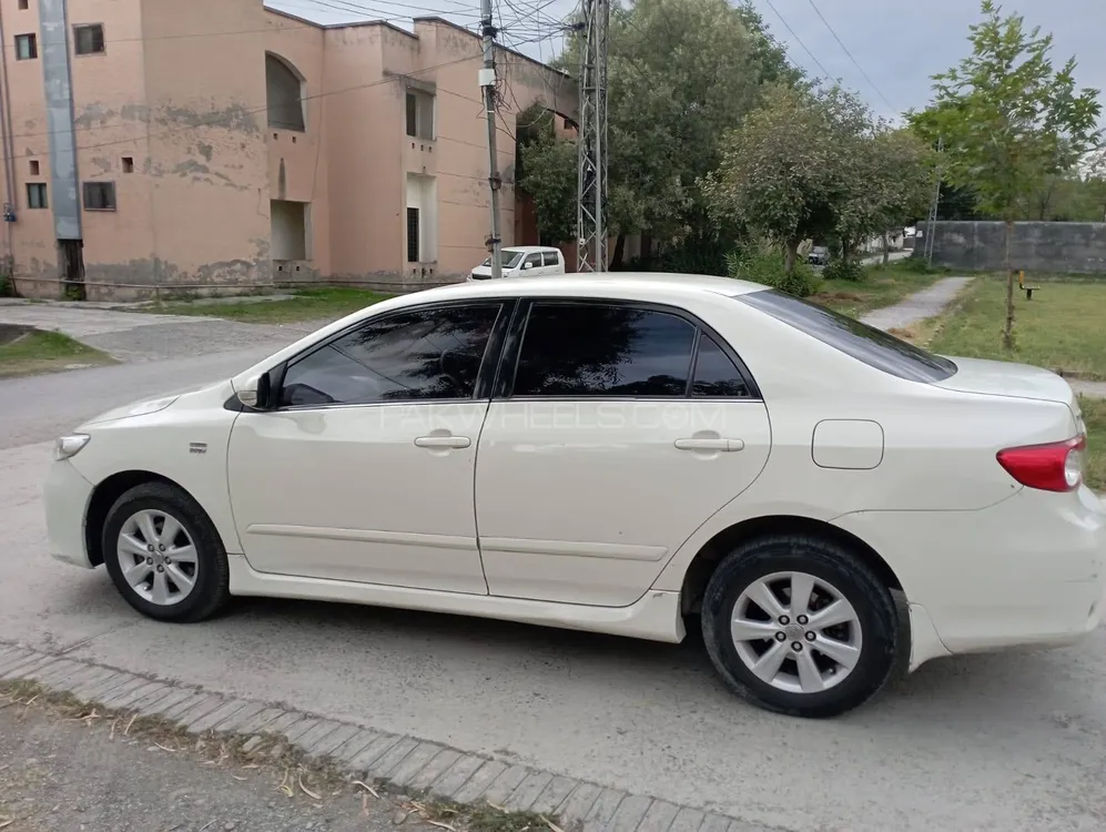 Toyota Corolla 2012 for Sale in Islamabad Image-1