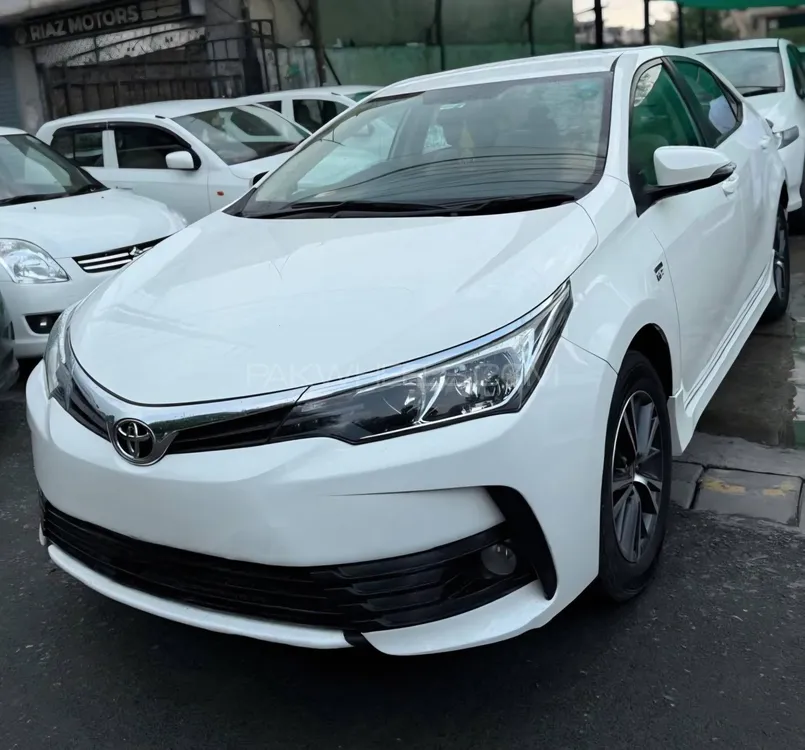 Toyota Corolla 2018 for Sale in Lahore Image-1