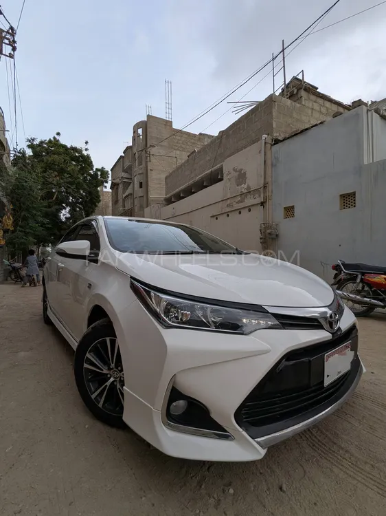 Toyota Corolla 2018 for Sale in Karachi Image-1