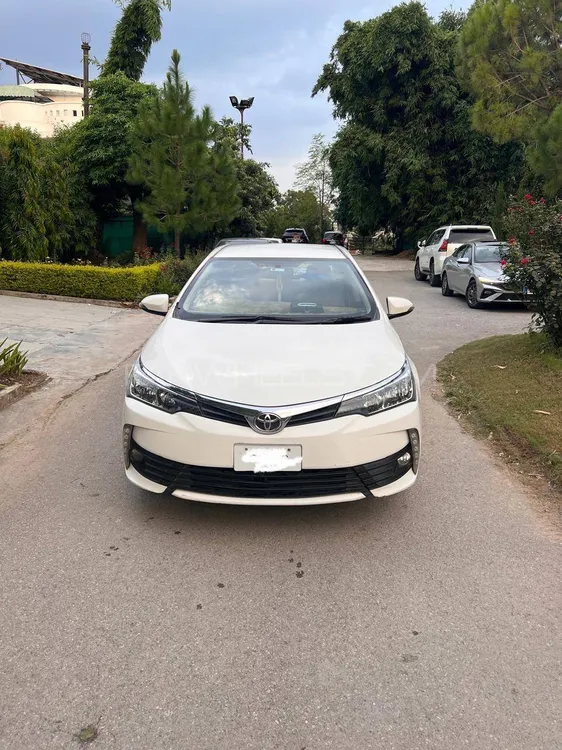 Toyota Corolla 2020 for Sale in Islamabad Image-1
