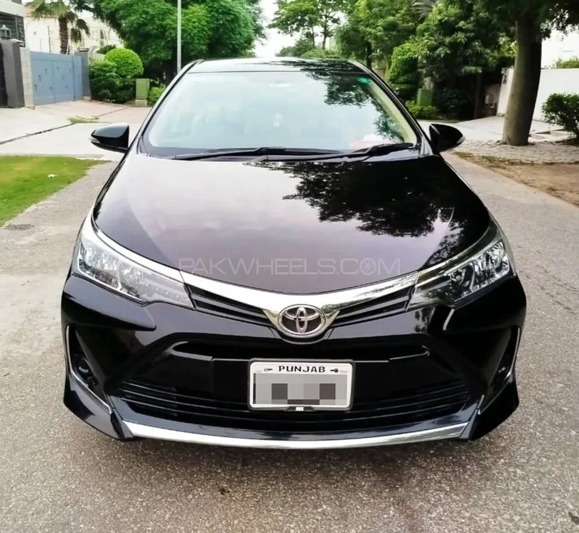 Toyota Corolla 2023 for Sale in Lahore Image-1