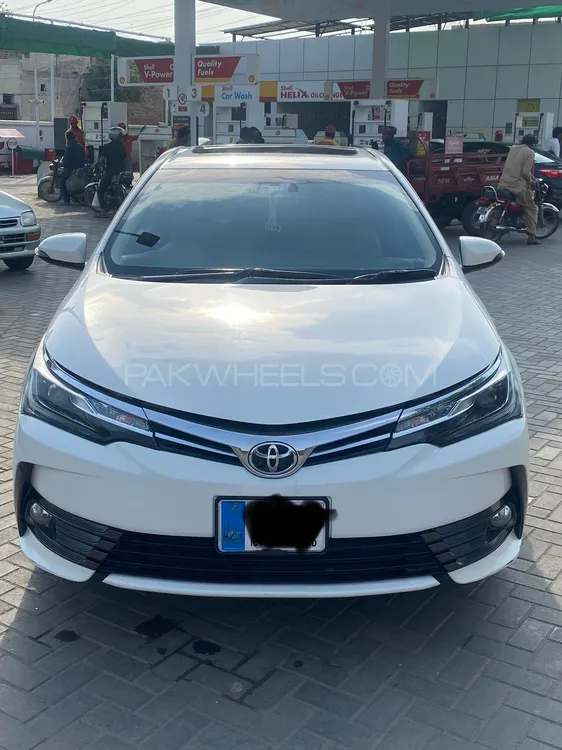 Toyota Corolla 2020 for Sale in Sargodha Image-1