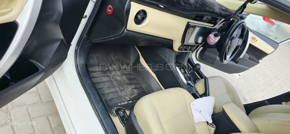 Toyota Corolla 2021 for Sale in Faisalabad Image-1