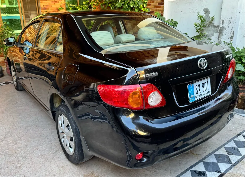 Toyota Corolla 2011 for Sale in Islamabad Image-1