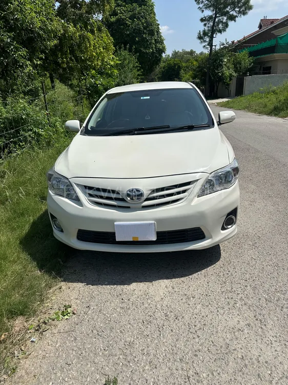 Toyota Corolla 2011 for Sale in Islamabad Image-1
