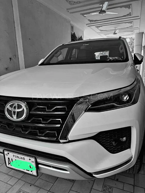 Toyota Fortuner 2022 for Sale in Sialkot Image-1