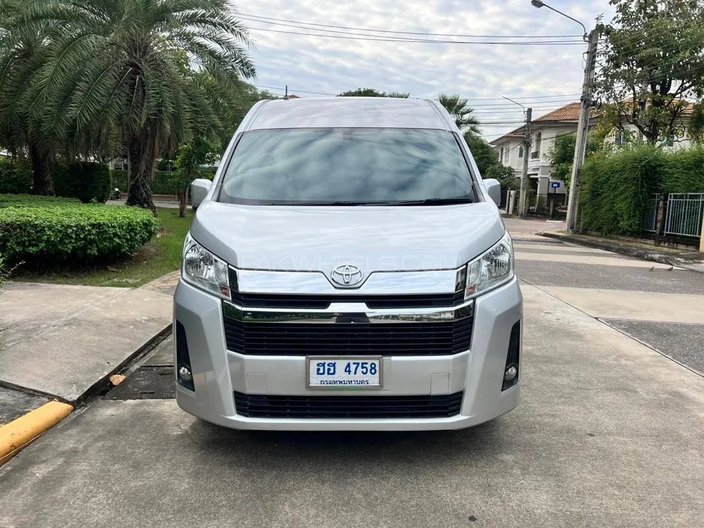 Toyota Hiace 2019 for Sale in Karachi Image-1