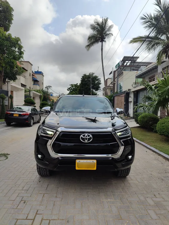 Toyota Hilux 2021 for Sale in Karachi Image-1