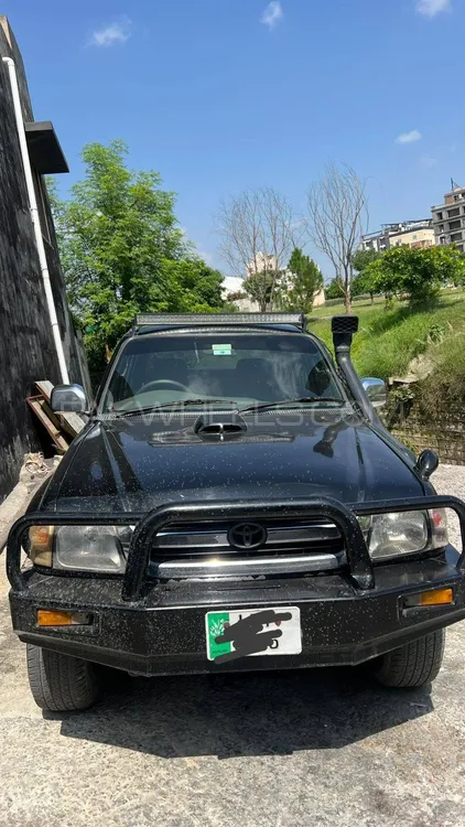 Toyota Hilux 2003 for Sale in Islamabad Image-1