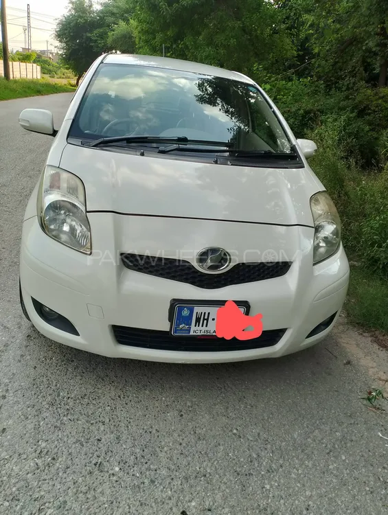 Toyota Vitz 2009 for Sale in Islamabad Image-1