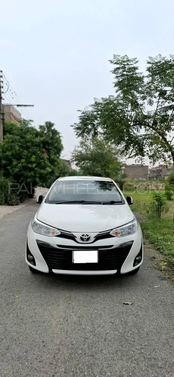 Toyota Yaris Sedan 2021 for Sale in Peshawar Image-1
