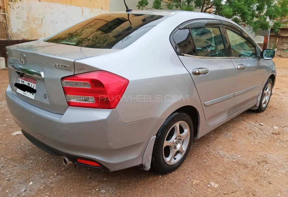 Honda City 2017 for Sale in Karachi Image-1