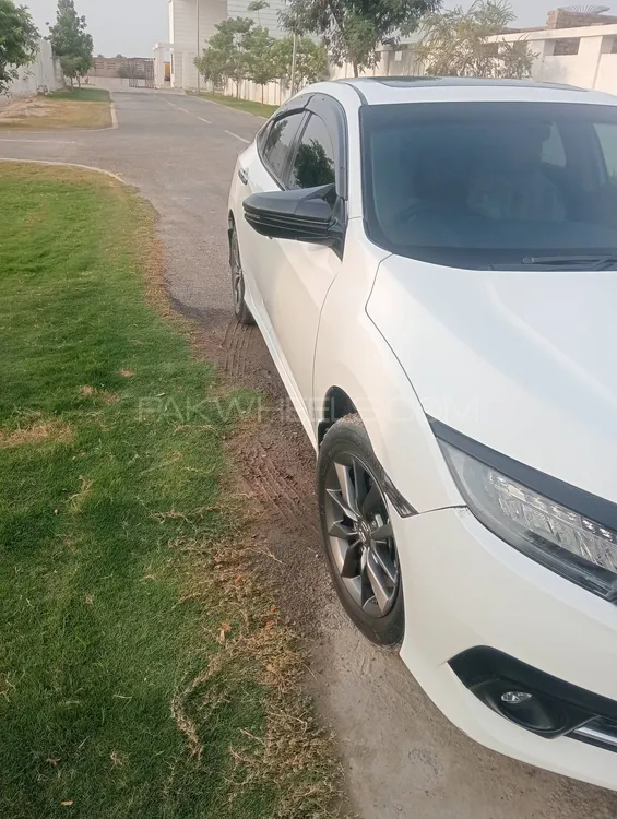 Honda Civic 2020 for Sale in D.G.Khan Honda Civic 2020 for Sale in D.G.Khan Image-3
