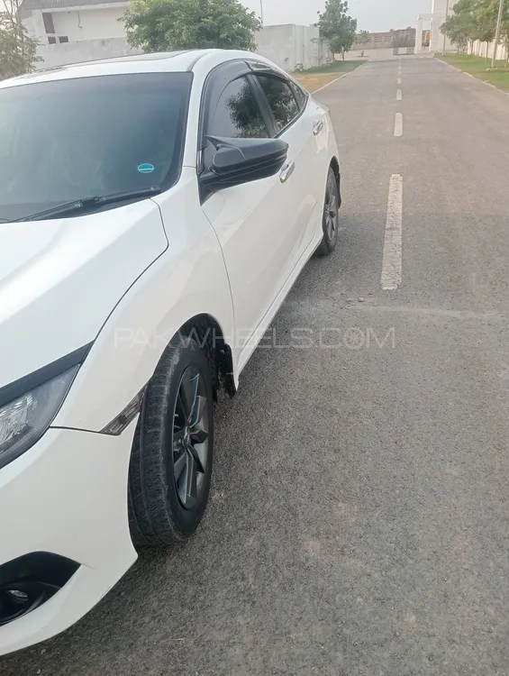 Honda Civic 2020 for Sale in D.G.Khan Honda Civic 2020 for Sale in D.G.Khan Image-4