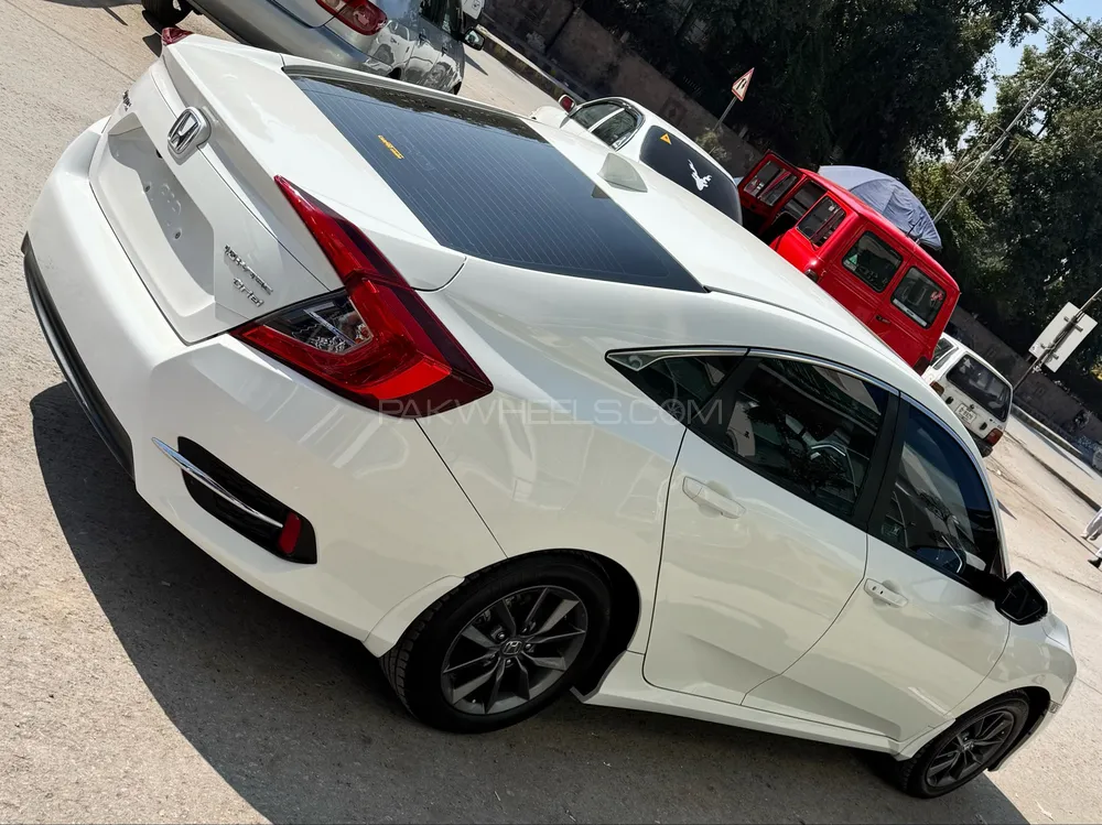 Honda Civic 2022 for Sale in Peshawar Image-1