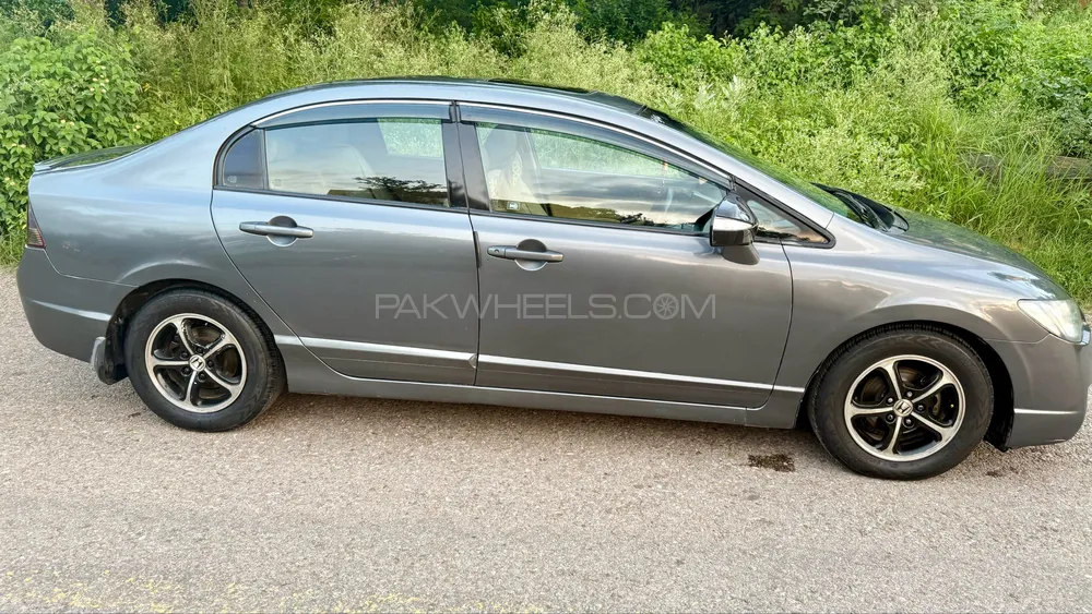Honda Civic 2009 for Sale in Islamabad Image-1