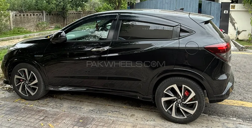 Honda Vezel 2018 for Sale in Gujranwala Image-1