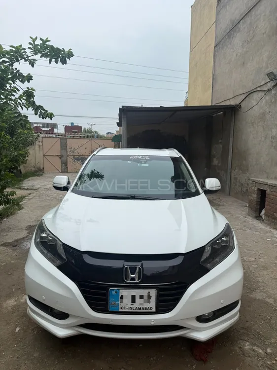 Honda Vezel 2015 for Sale in Sialkot Image-1