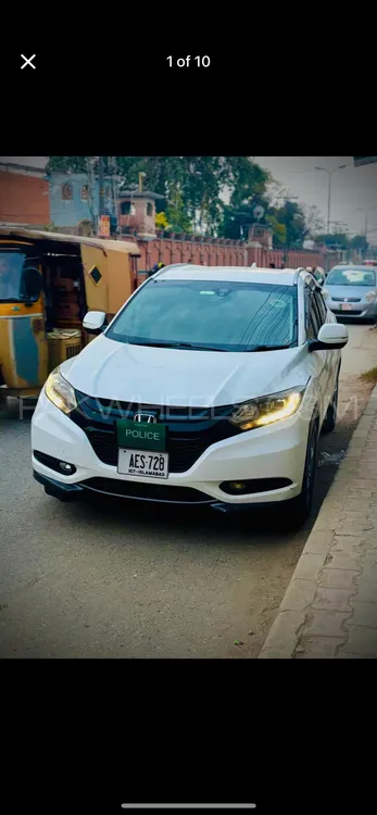 Honda Vezel 2014 for Sale in Mardan Image-1