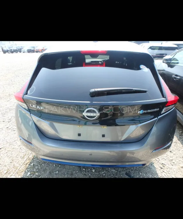 نسان لیف 2022 for Sale in لاہور نسان لیف 2022 for Sale in لاہور Image-5