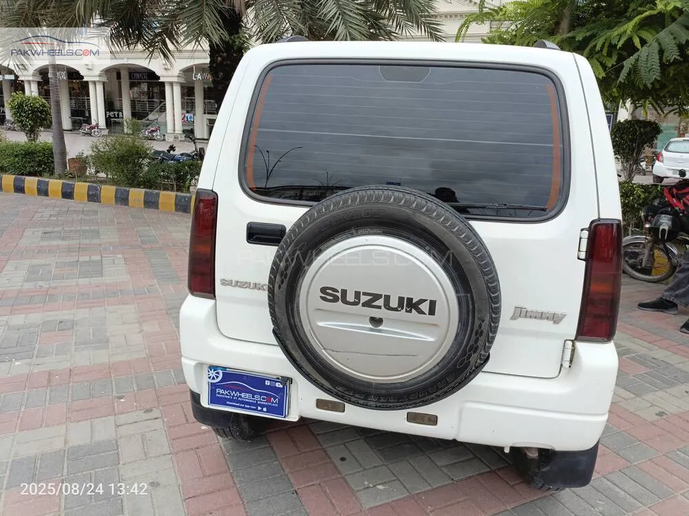 Suzuki Jimny 2017 for Sale in Gujranwala Suzuki Jimny 2017 for Sale in Gujranwala Image-4