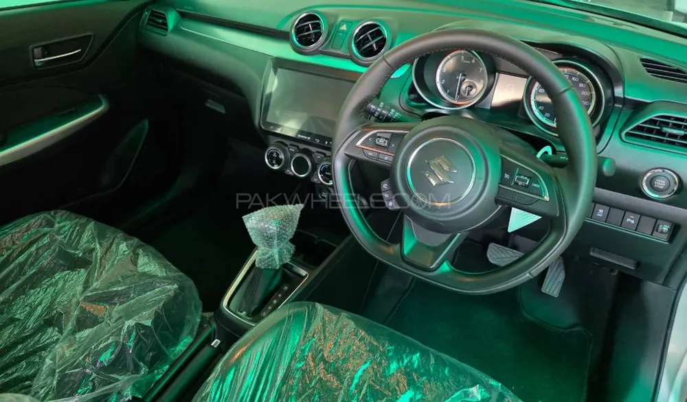 Suzuki Swift 2024 for Sale in Lahore Image-1
