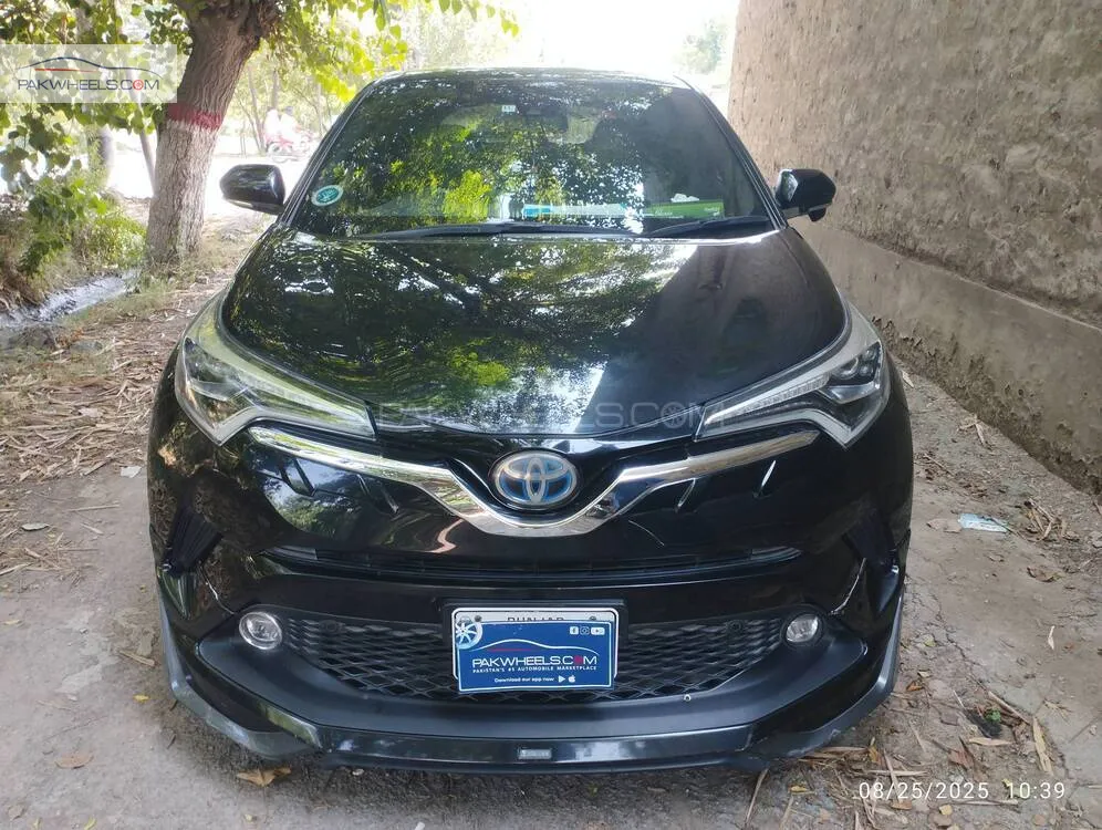 Toyota C-HR 2018 for Sale in Peshawar Image-1