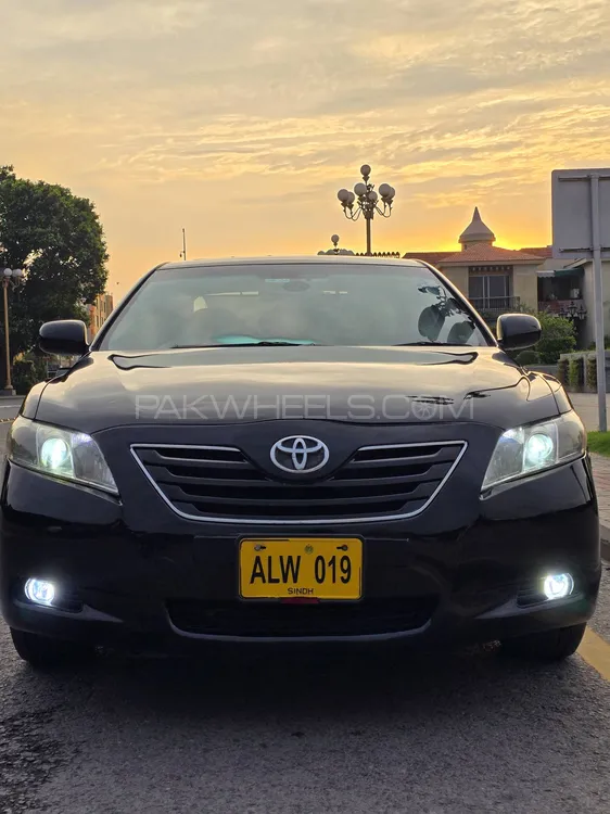 Toyota Camry 2007 for Sale in Lahore Image-1