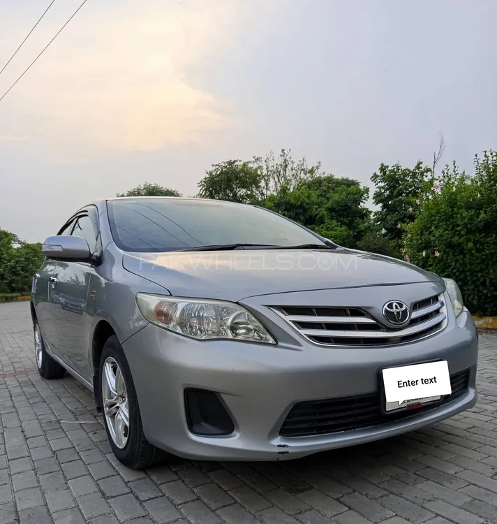 Toyota Corolla 2013 for Sale in Islamabad Image-1