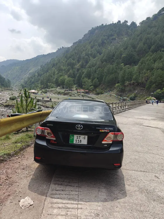Toyota Corolla 2010 for Sale in Islamabad Image-1