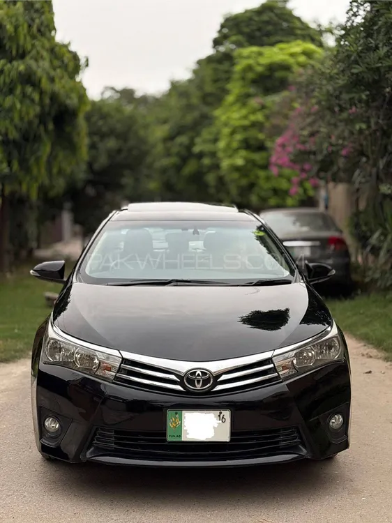 Toyota Corolla 2016 for Sale in Lahore Image-1