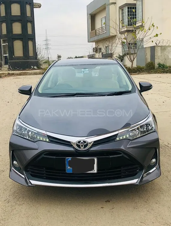 Toyota Corolla 2021 for Sale in Islamabad Image-1