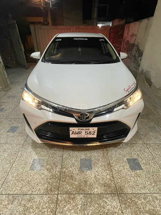 Toyota Corolla 2021 for Sale in Lahore Image-1