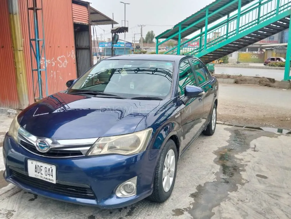 Toyota Corolla Axio 2014 for Sale in Peshawar Image-1