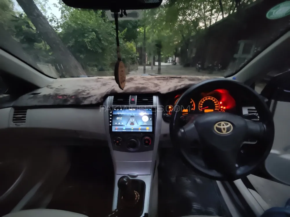 Toyota Corolla 2011 for Sale in Lahore Image-1