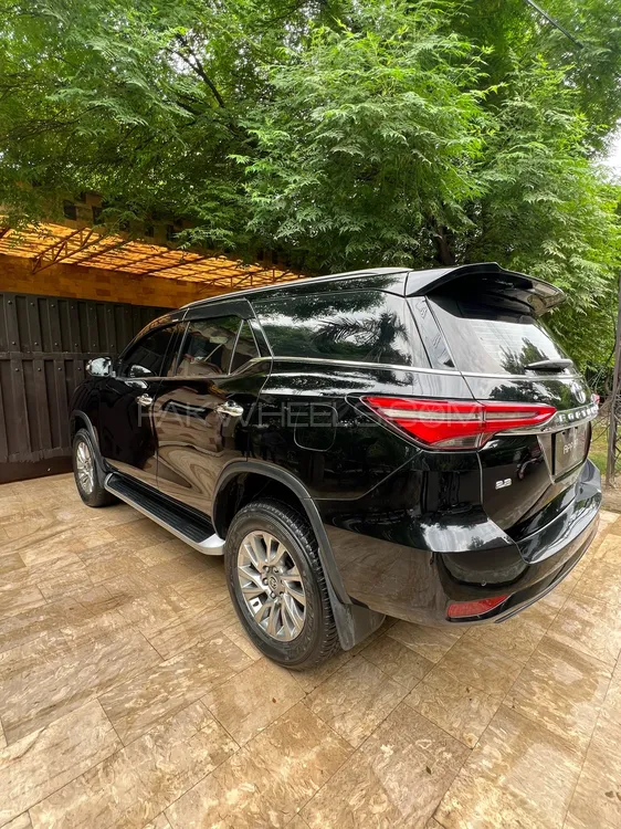 ٹویوٹا فورچیونر 2022 for Sale in لاہور ٹویوٹا فورچیونر 2022 for Sale in لاہور Image-3
