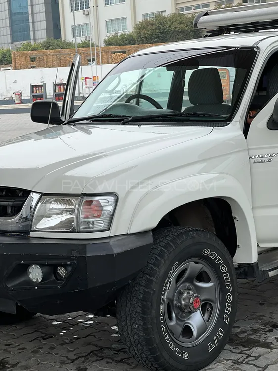 Toyota Hilux 1999 for Sale in Islamabad Image-1