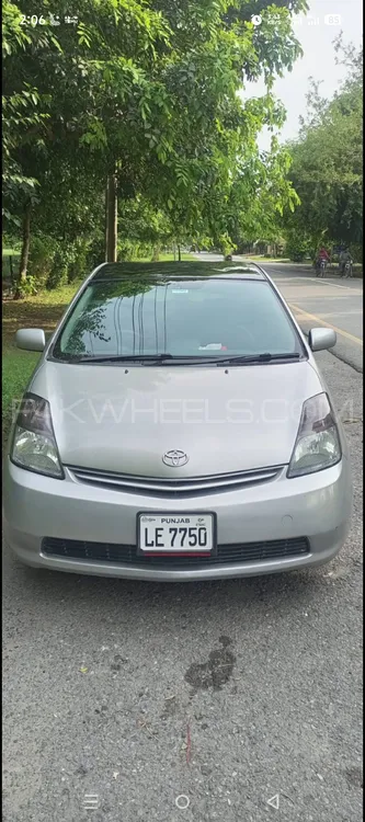 Toyota Prius 2010 for Sale in Lahore Image-1