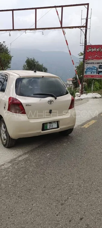Toyota Vitz 2008 for Sale in Charsadda Image-1