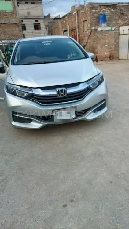 Honda Fit 2016 for Sale in Peshawar Image-1