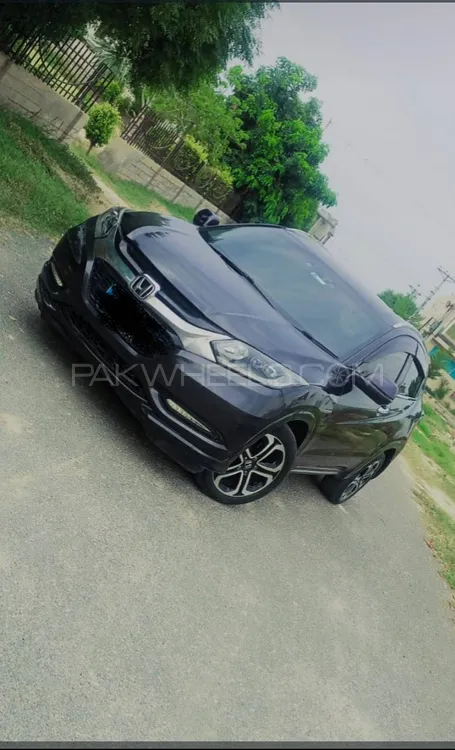 Honda Vezel 2014 for Sale in Multan Image-1